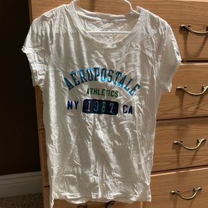Aeropostale white graphic tee